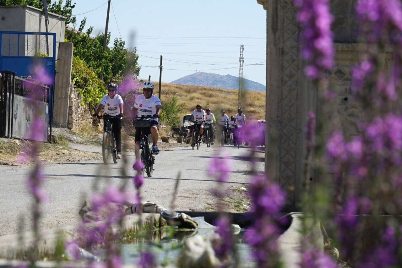 Konya’da 2 gün boyunca pedal sesleri yükseldi! Beyşehir Bisiklet Festivali sona erdi 4